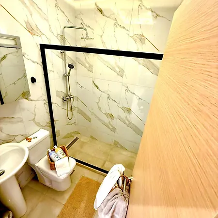 Le Due Terre Tatil Evi Kastellanoi (Parelioi, Corfu)